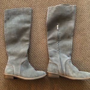 New! Women’s Gray UGG Tall Boots Size 6